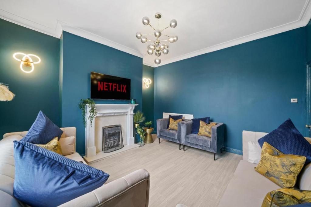 Deluxe 5 Bed In Central Whitby - Parking - Hot Tub Esterno foto