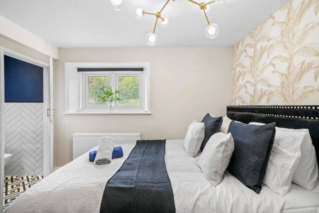 Deluxe 5 Bed In Central Whitby - Parking - Hot Tub Esterno foto