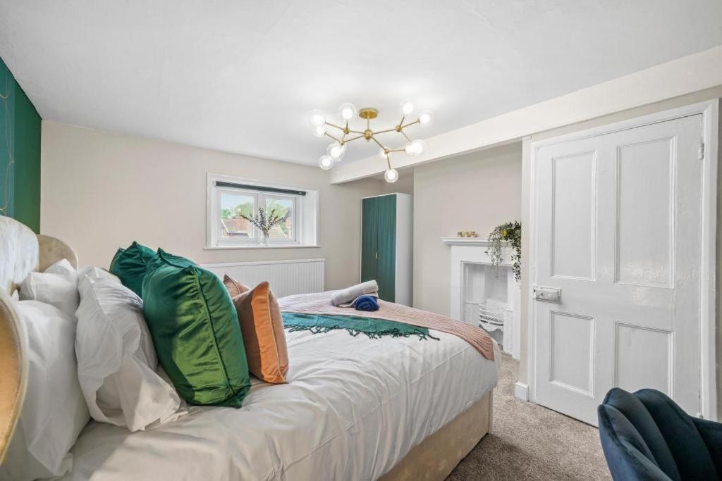 Deluxe 5 Bed In Central Whitby - Parking - Hot Tub Esterno foto