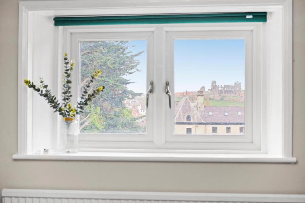 Deluxe 5 Bed In Central Whitby - Parking - Hot Tub Esterno foto