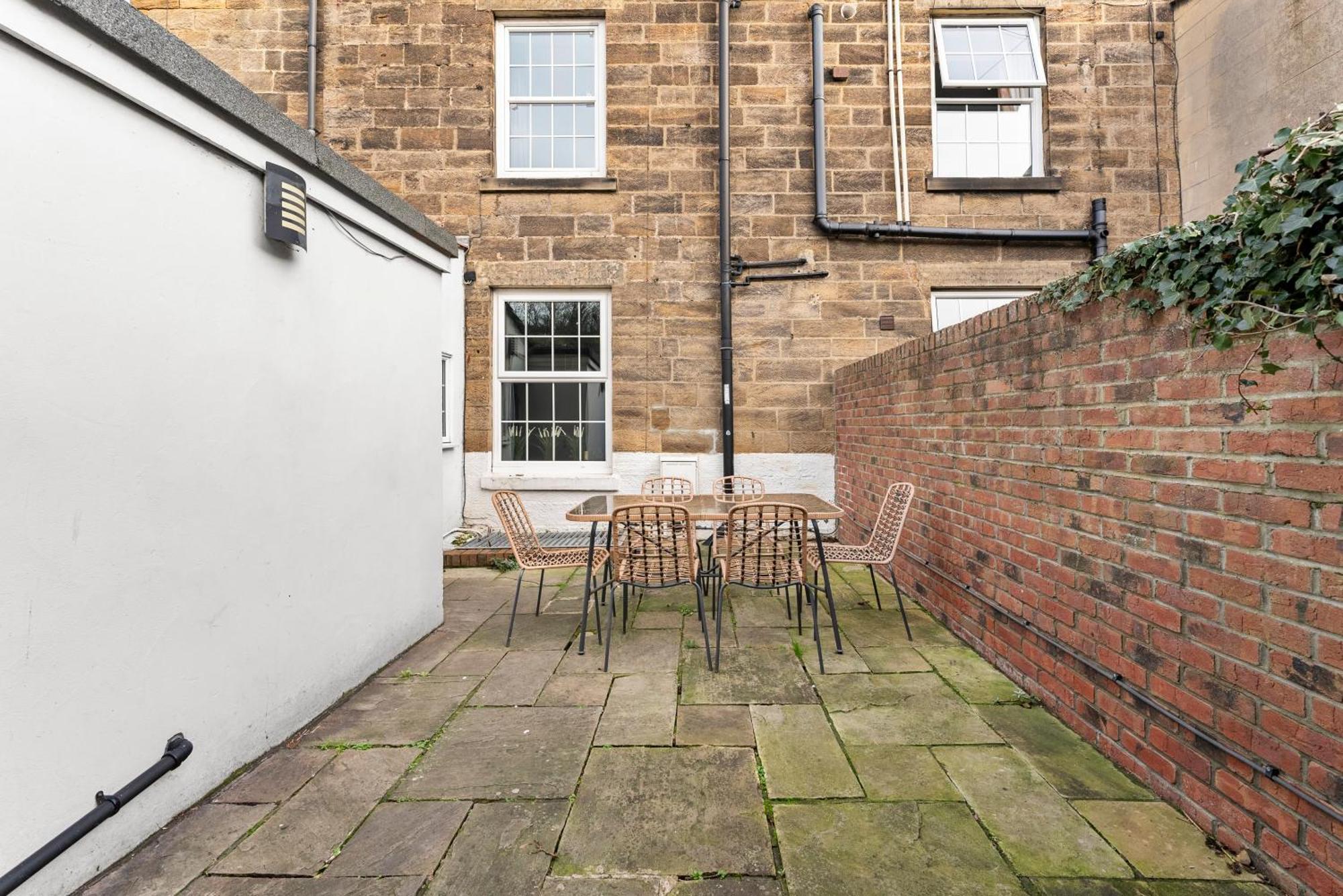 Deluxe 5 Bed In Central Whitby - Parking - Hot Tub Esterno foto