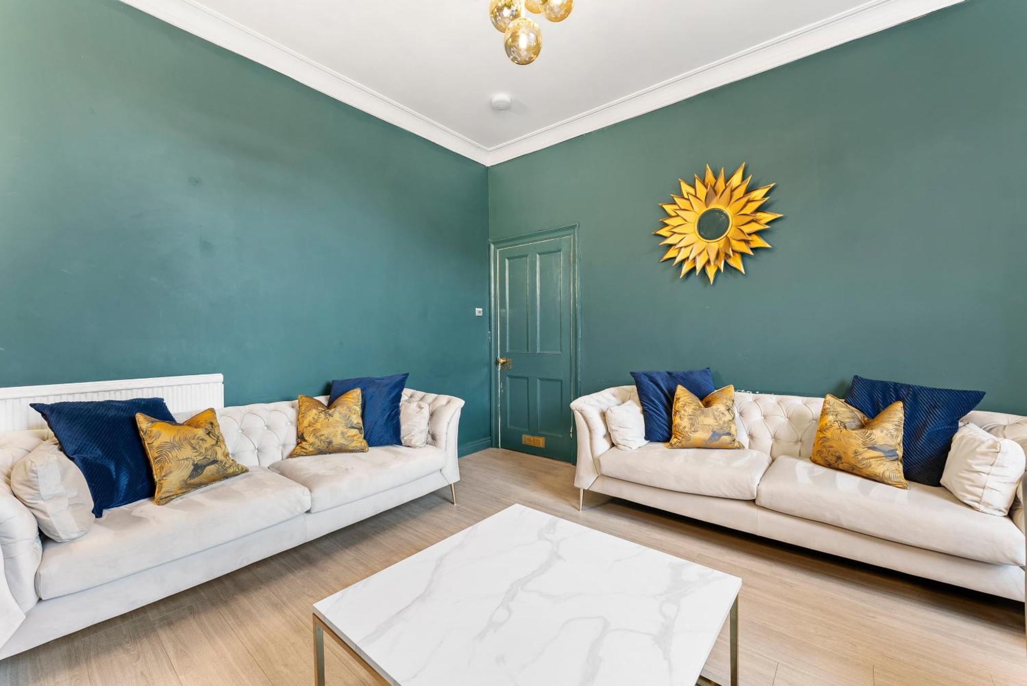 Deluxe 5 Bed In Central Whitby - Parking - Hot Tub Esterno foto
